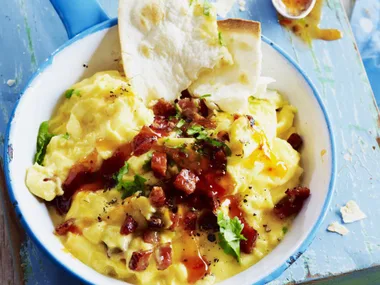 chorizo scrambled eggs with tortillas