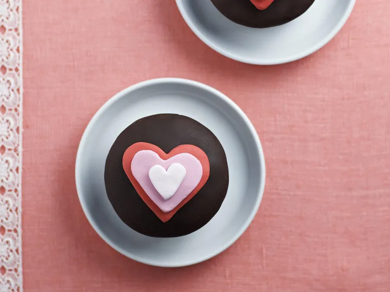 chocolate valentine cupcakes