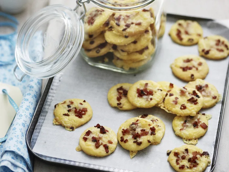 Bacon biscuits