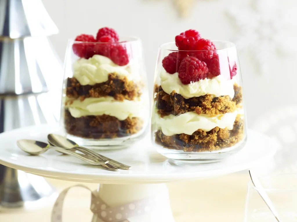 FRUIT CAKE Cream Parfaits