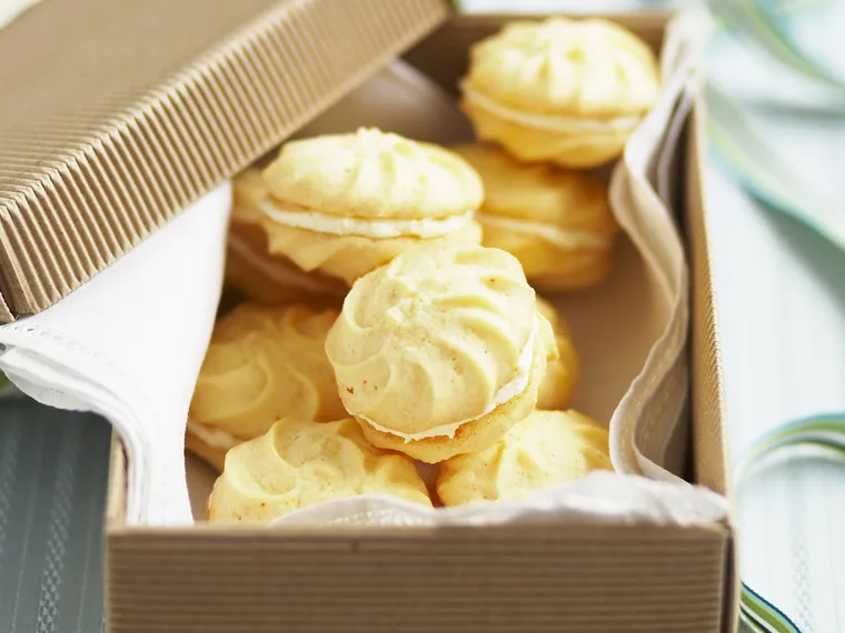 vanilla kisses