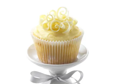 white choc curls