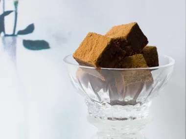 fig and muscat brownies