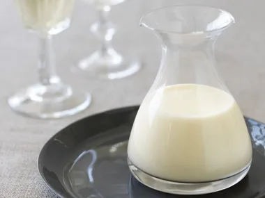 liqueur custard