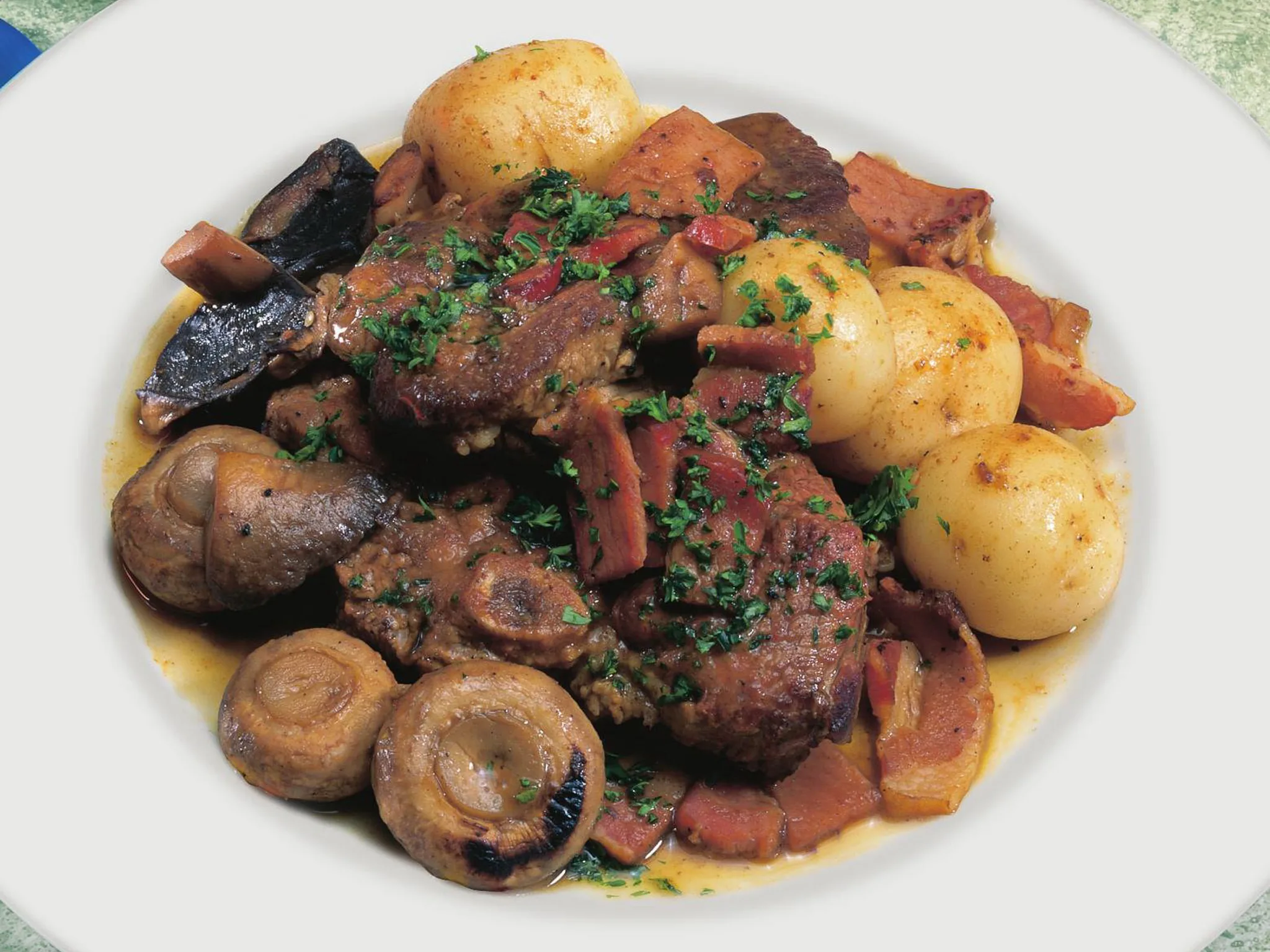 lamb with mushrooms and potatoes