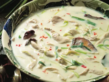 chicken and coconut milk soup (tom kha gai)