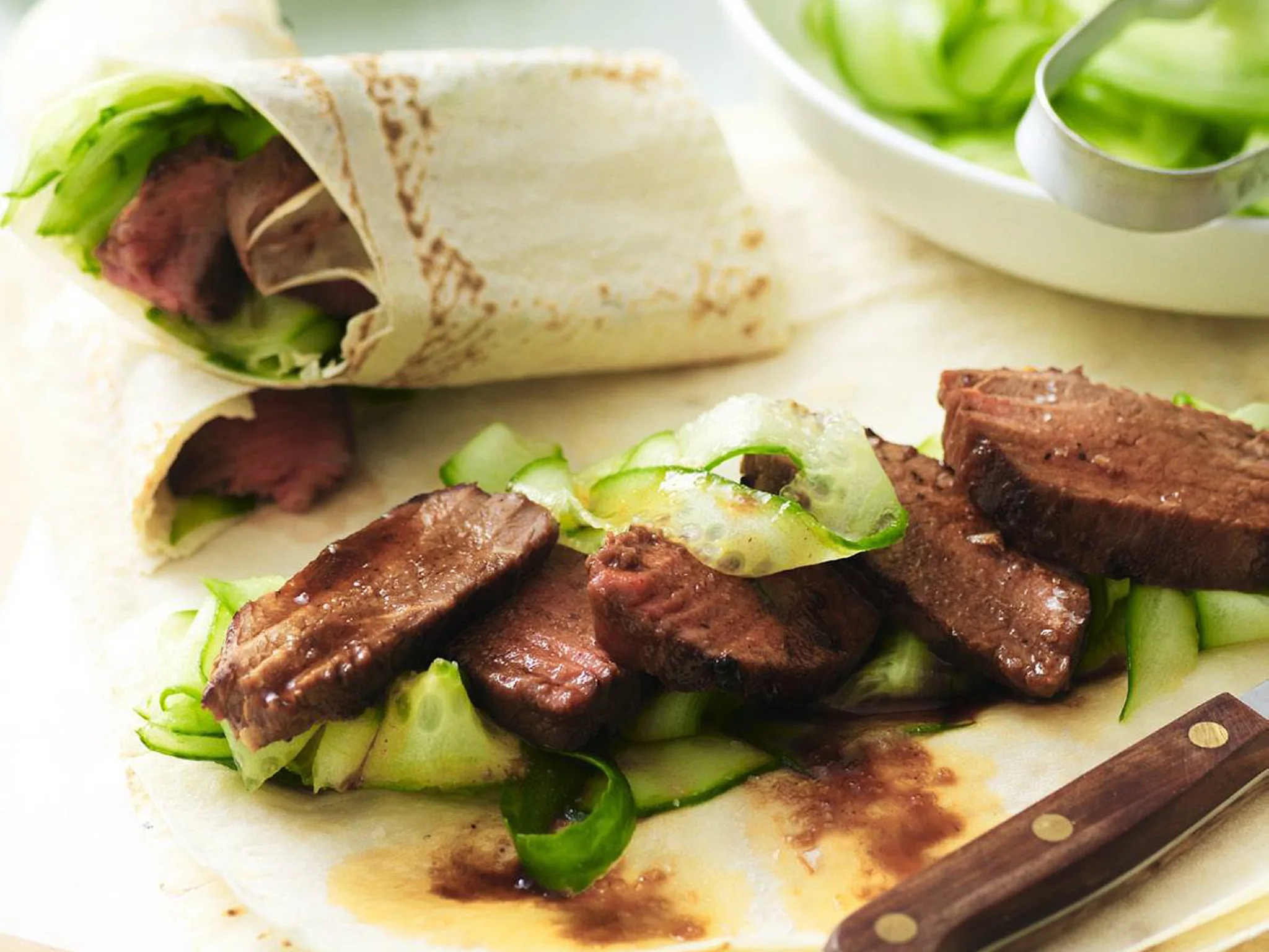 HOISIN LAMB WRAPS WITH CUCUMBER