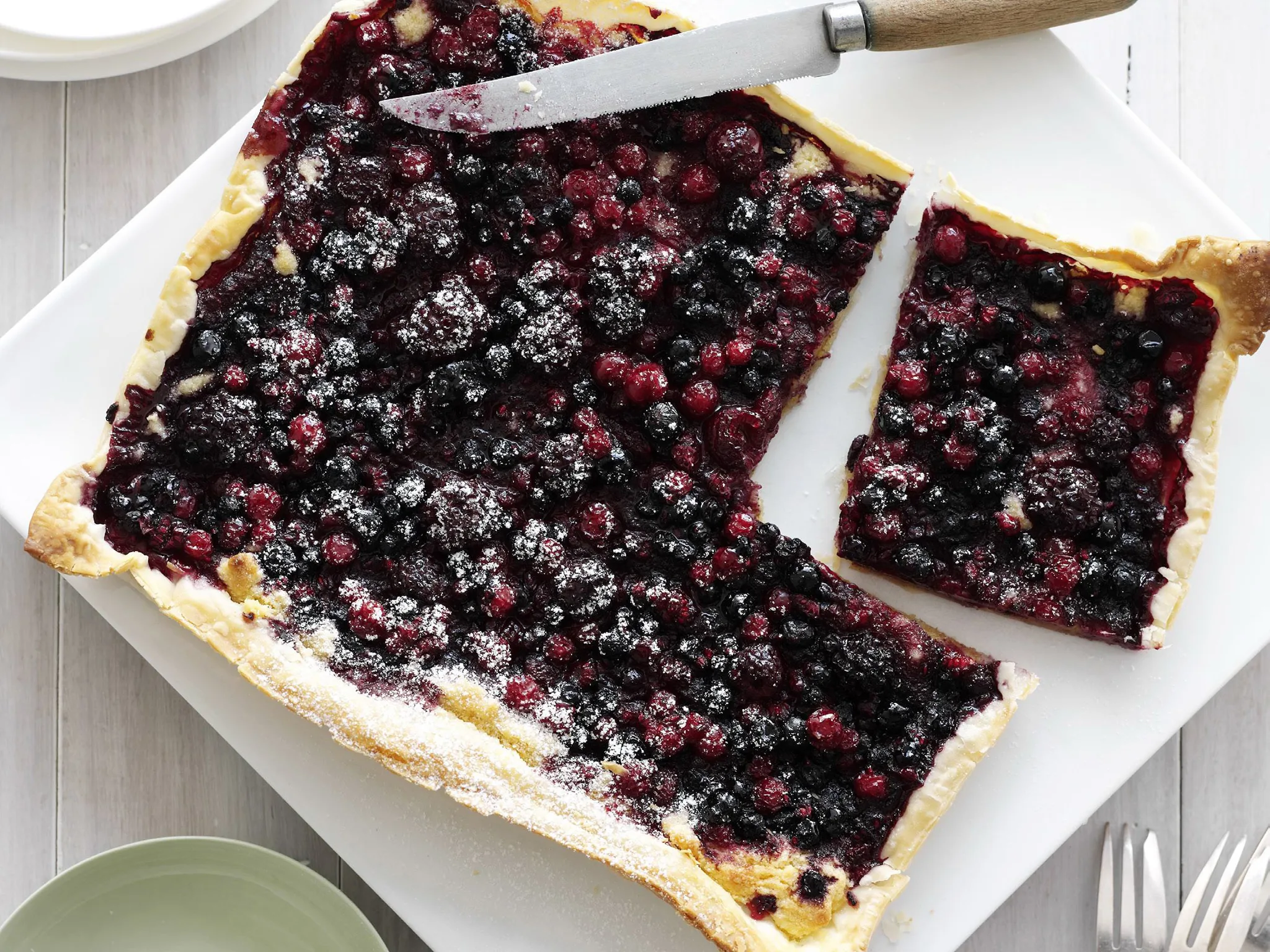 berry frangipane tart