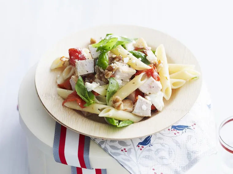 CHICKEN Pasta Salad