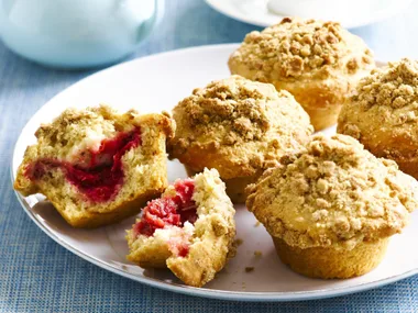 rhubarb muffins