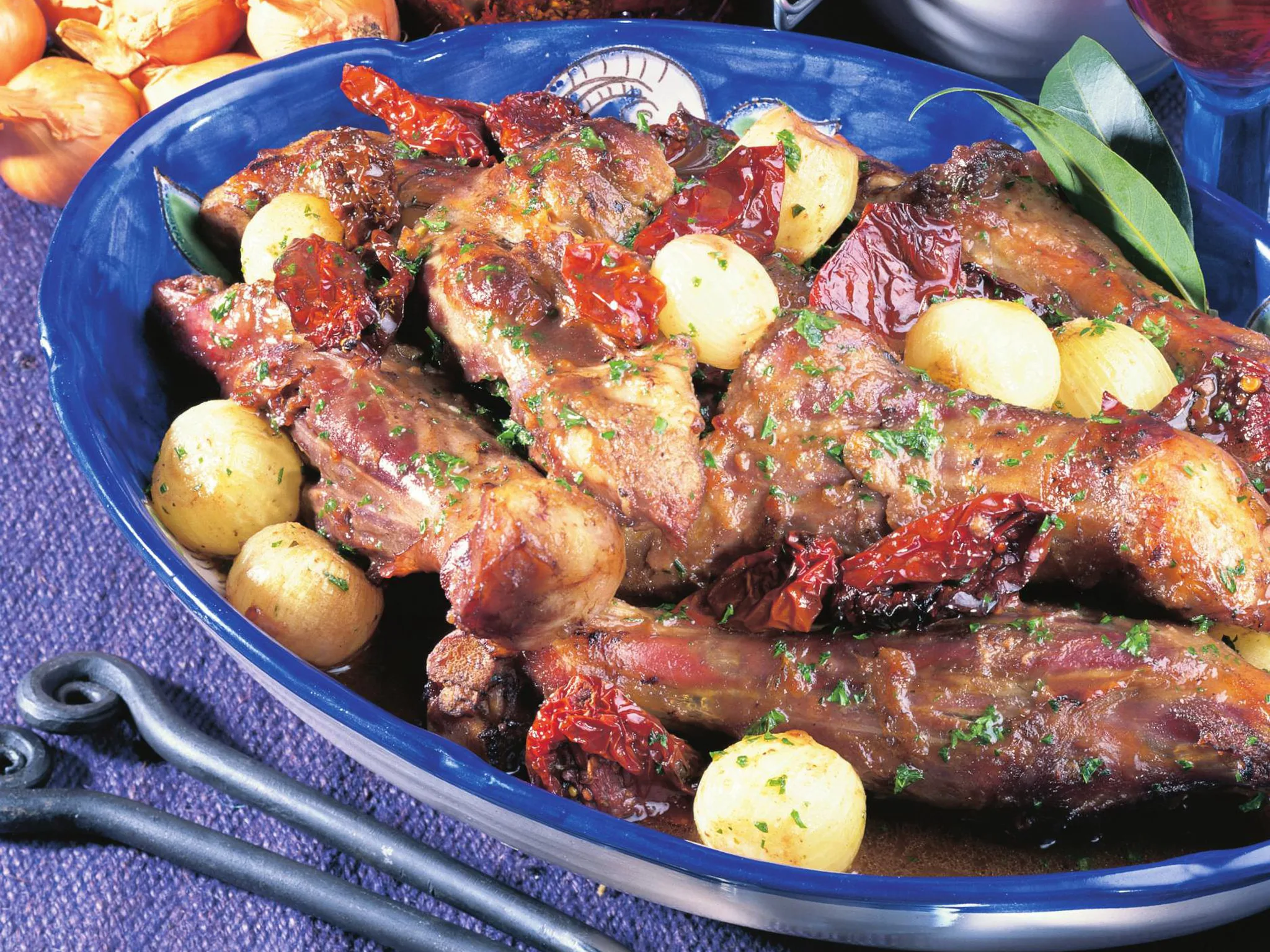 braised lamb shanks with sun-dried tomatoes
