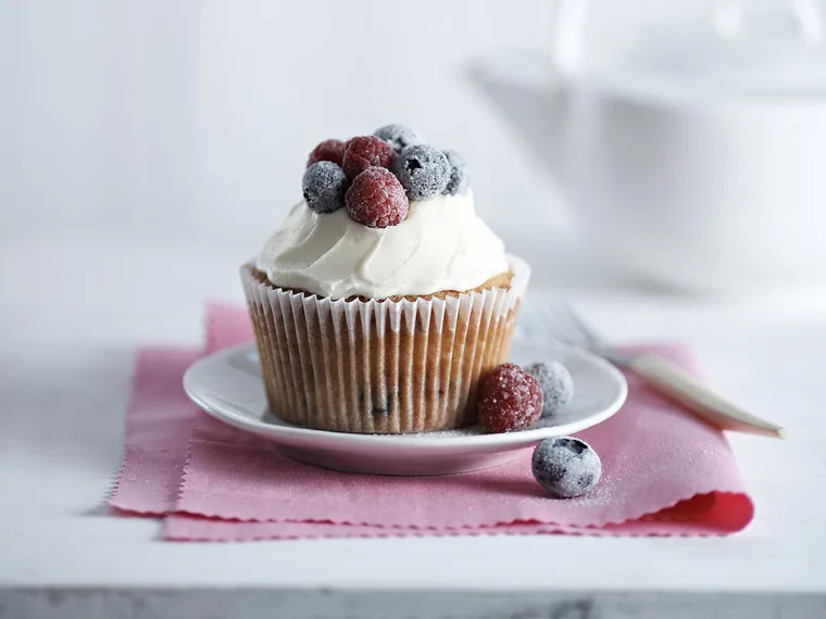 berry cupcakes