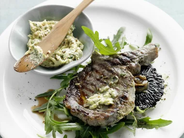 rump steak in black bean sauce with tangy sprout salad