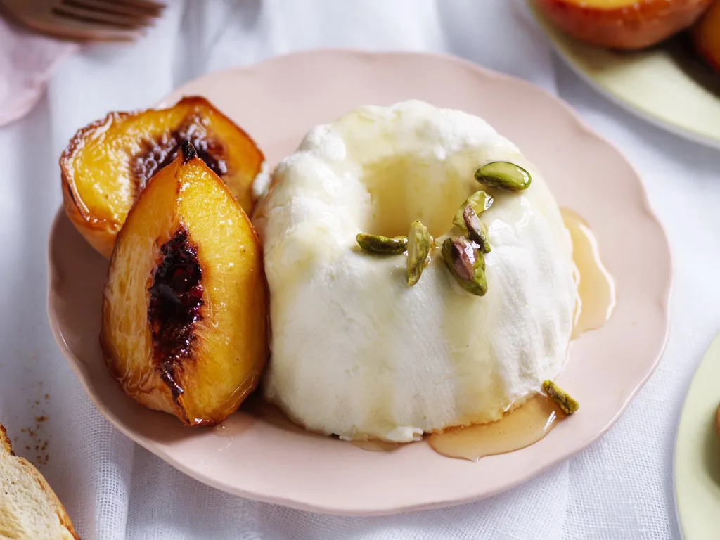 RICOTTA CAKES    WITH HONEYandamp;roastedPeaches