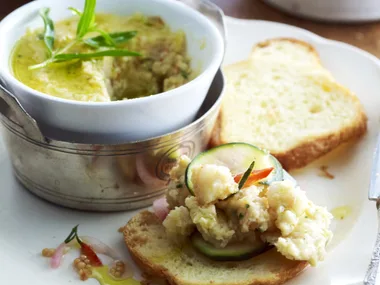 POTTED PRAWNS WITH PICKLED ZUCCHINI