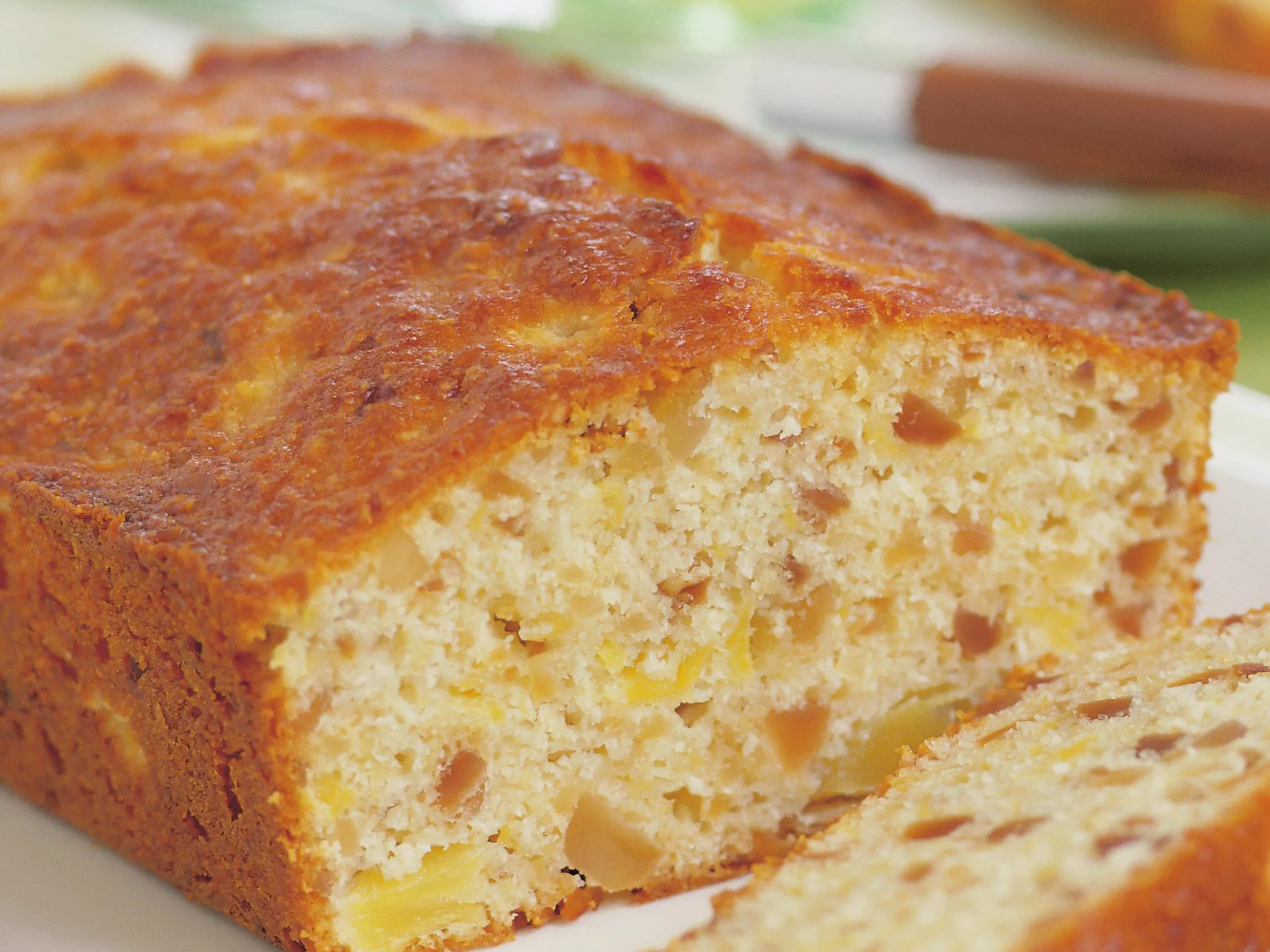 pineapple macadamia loaf
