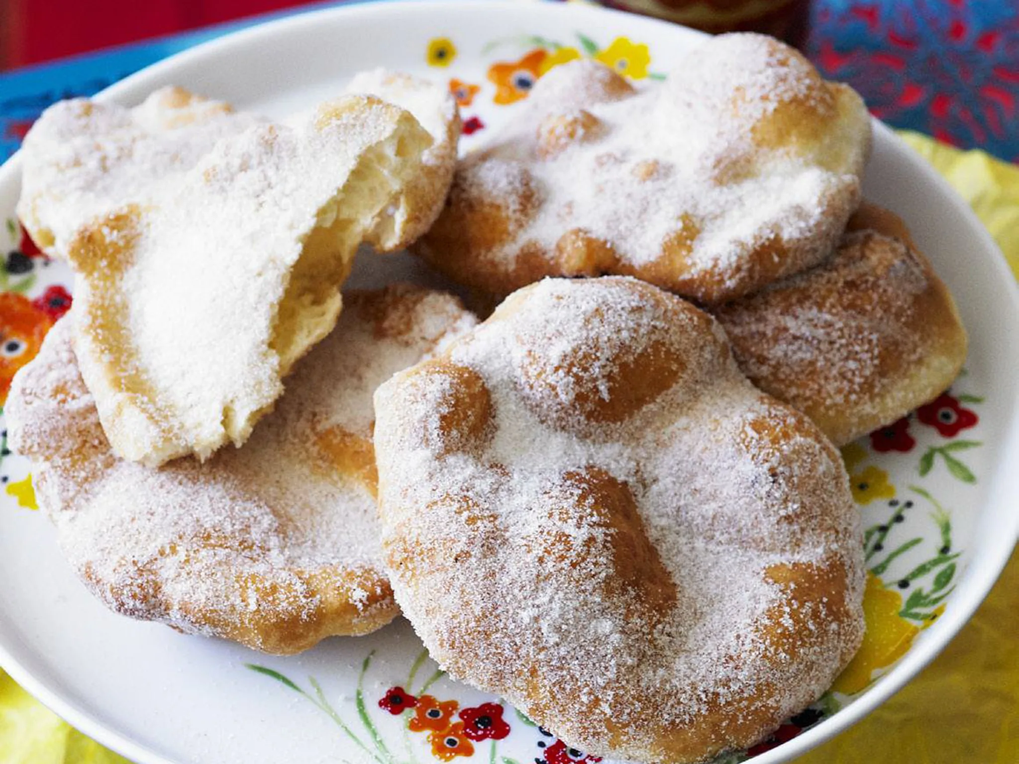 fried sweet pastries