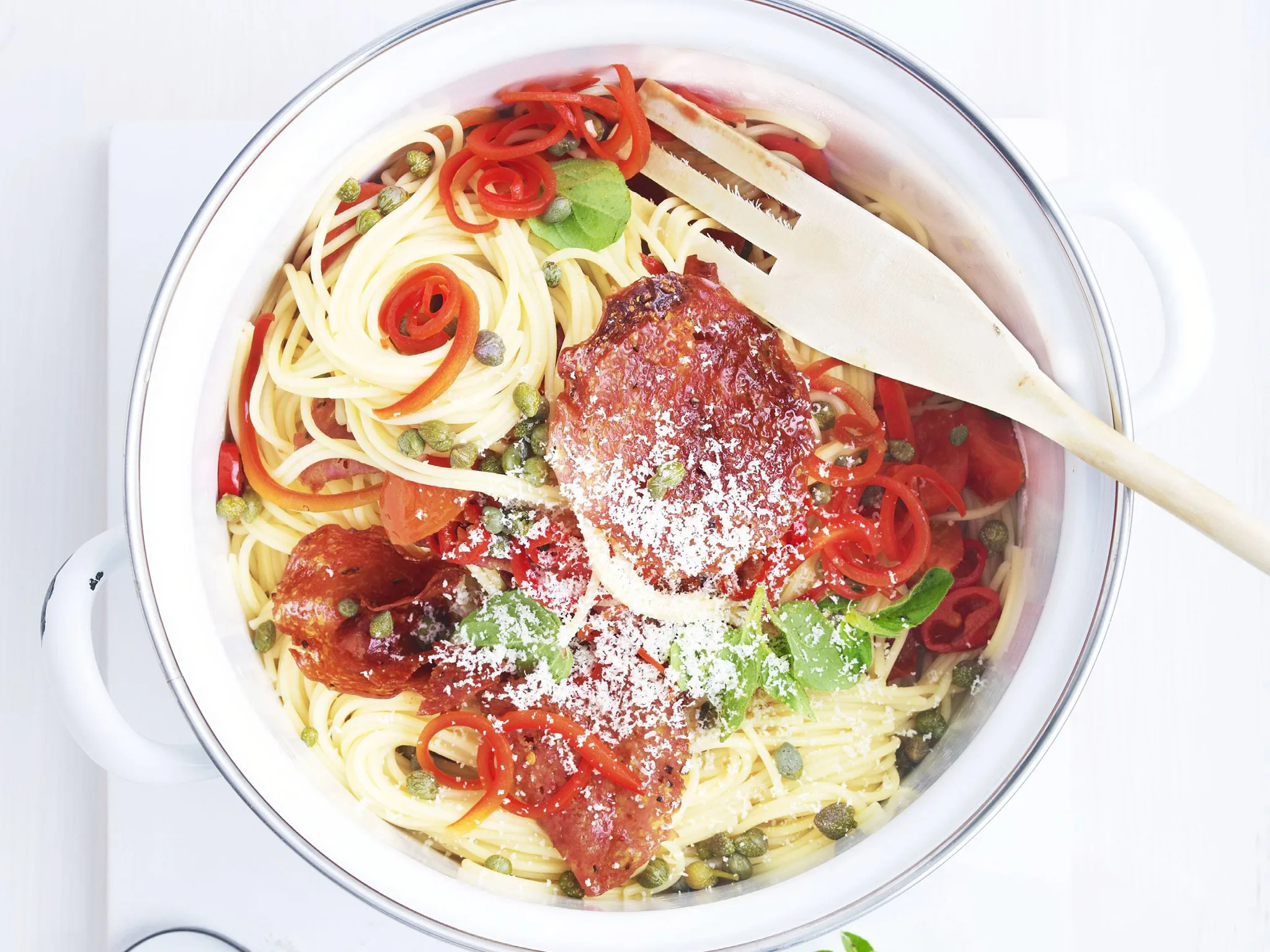 spaghettini with hot salami and tomatoes