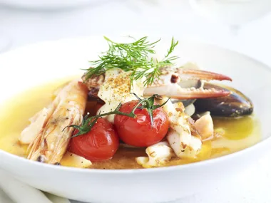 QUICK & EASY BOUILLABAISSE