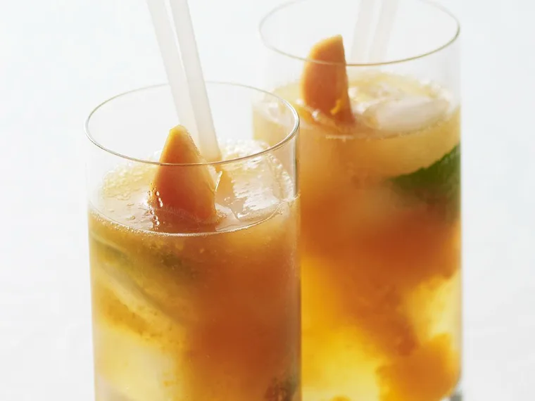 papaya and orange spritzer