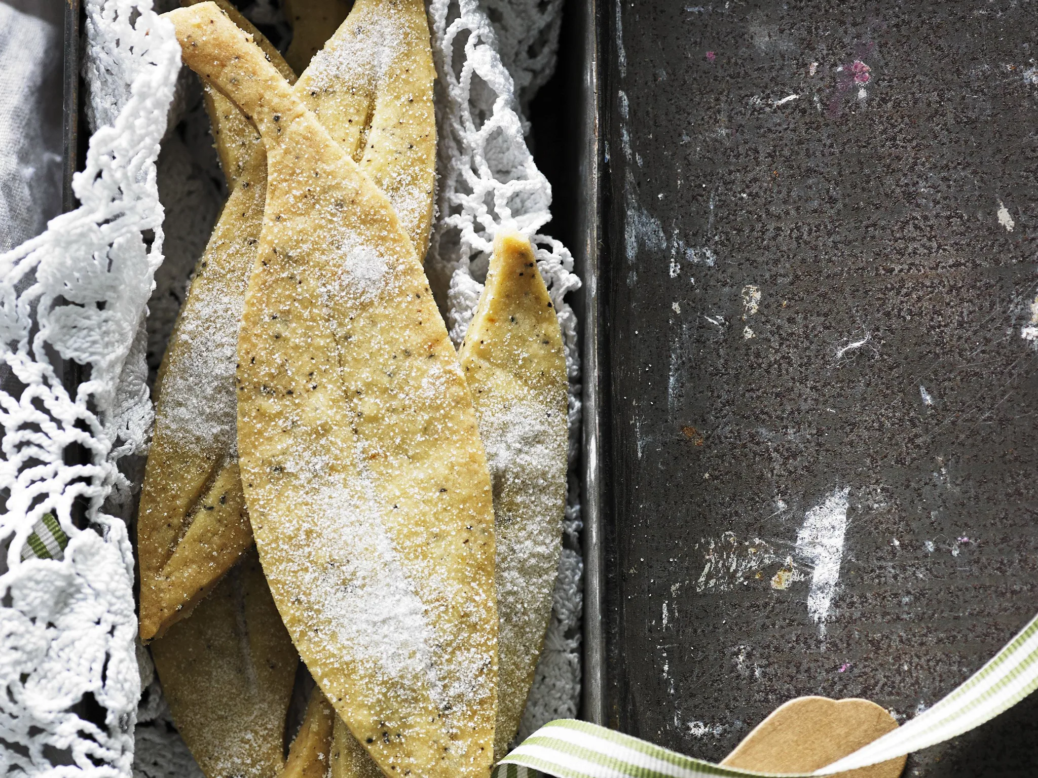 wattleseed & orange shortbread