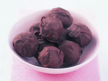 cranberry, port anddarkchocolatetruffles