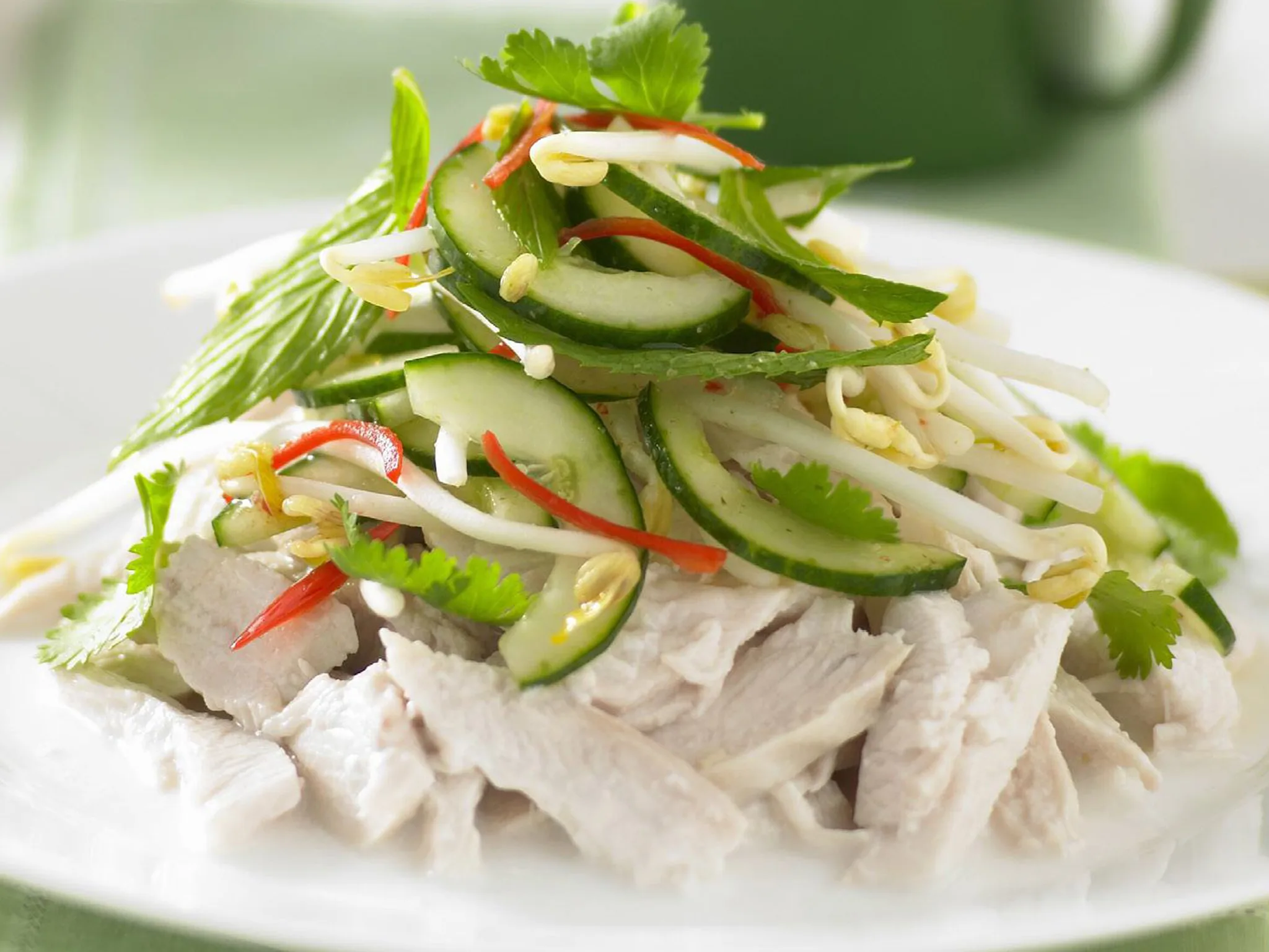 coconut-poached chicken with thai-flavours salad