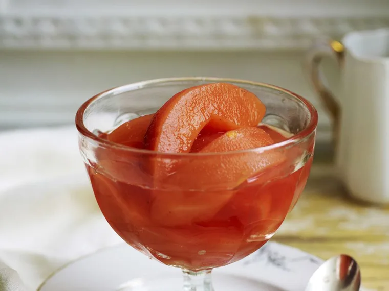 quinces with orange-vanilla syrup