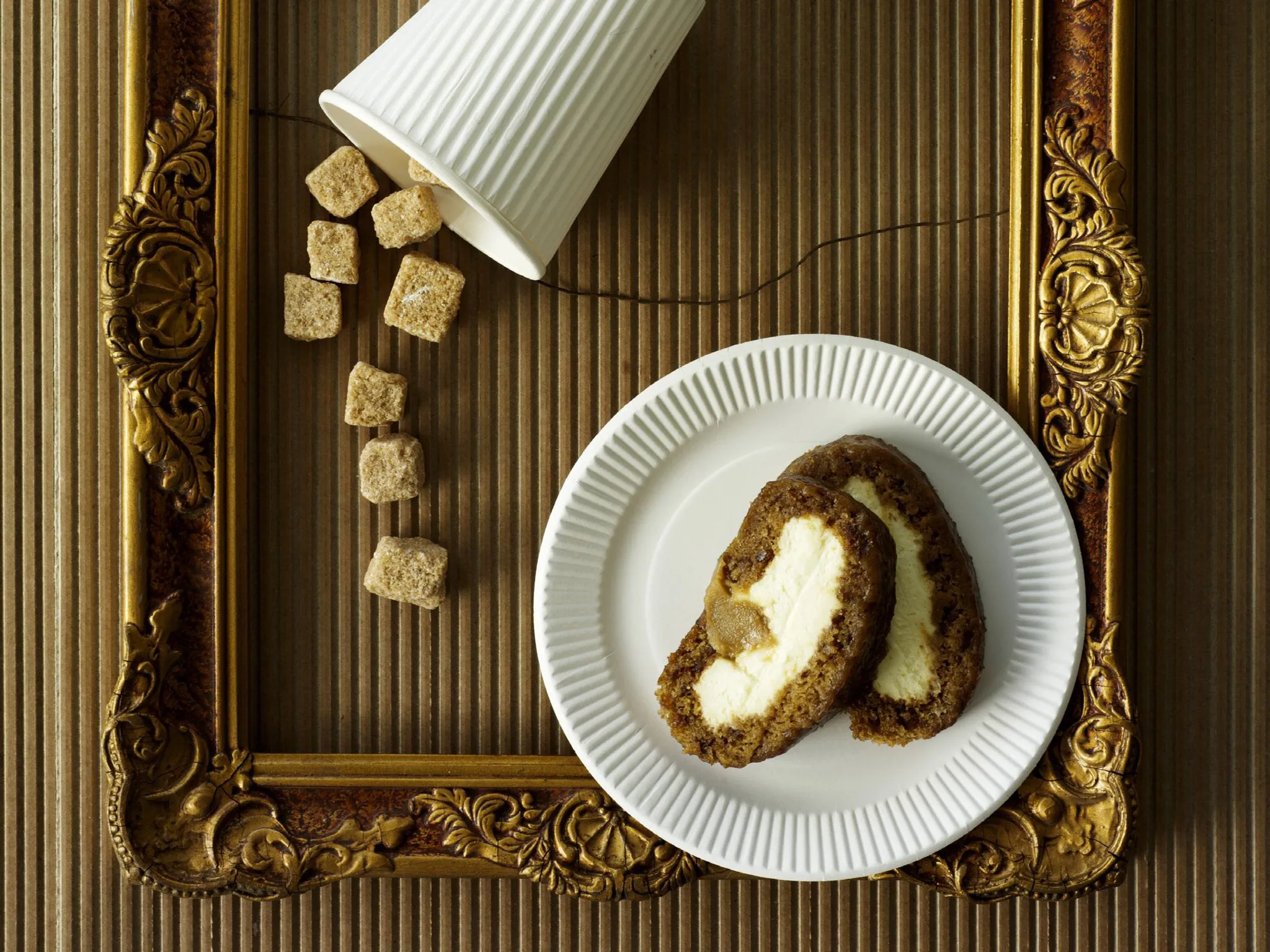 date cheesecake roll