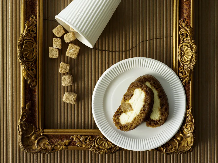 Date cheesecake roll | Women's Weekly Food