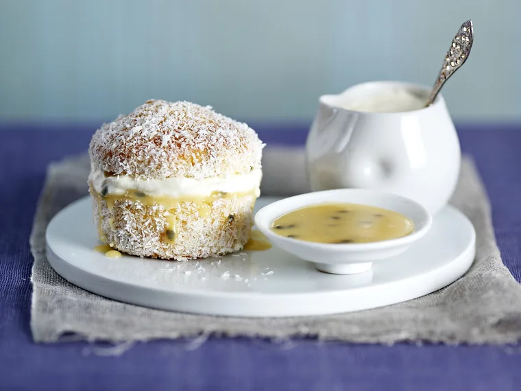 passion fruit curd cakes