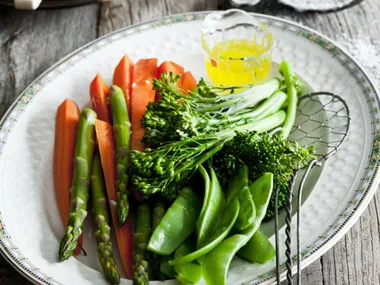 vegies with lemon and garlic dressing