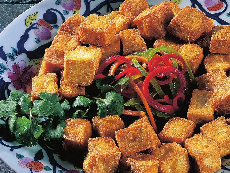 deep-fried tofu with peanut sauce