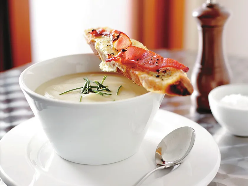 Cauliflower Soup with Cheese and Bacon Toasts