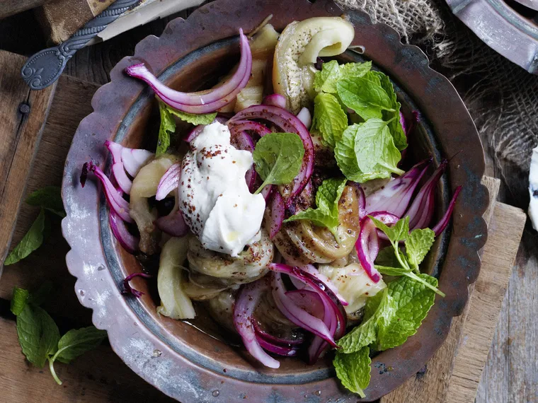 SMOKYEGGPLANTSALAD WITH TAHINI & MINT