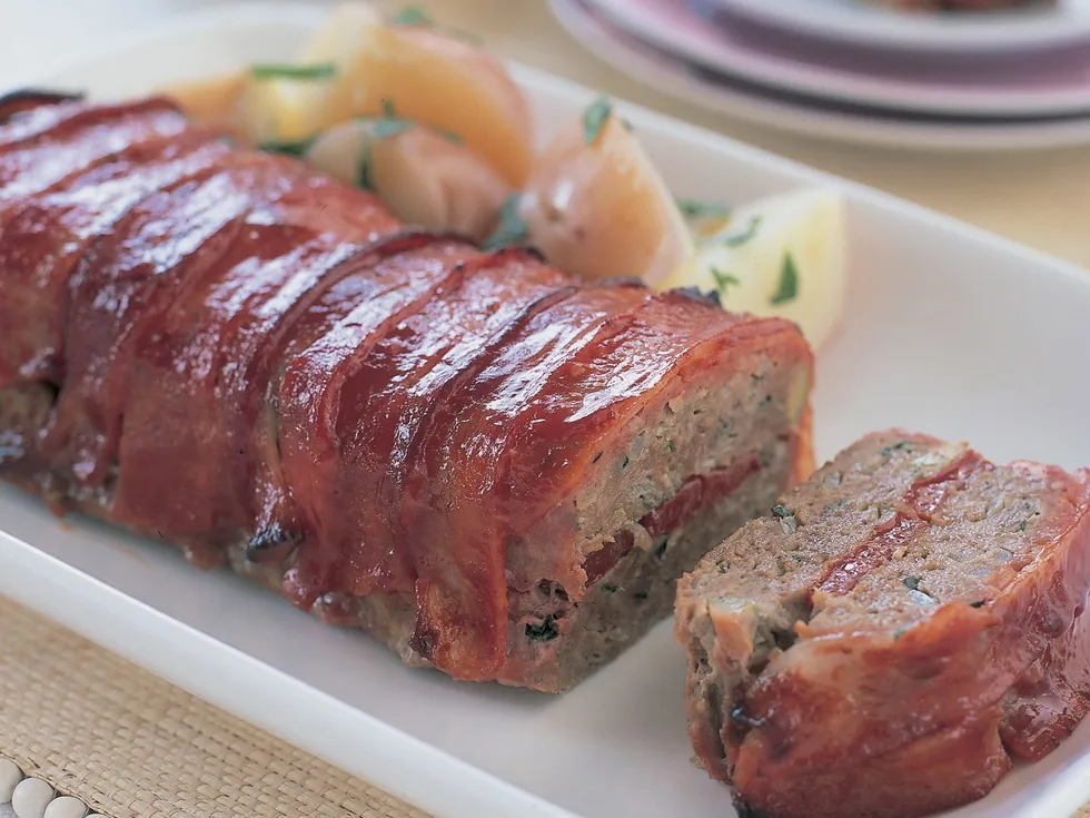 Barbecue-glazed meatloaf