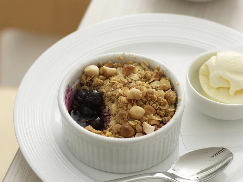 blueberry crumble