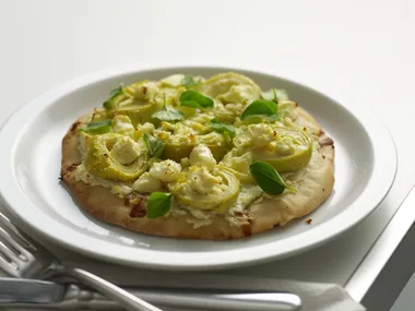 fetta and artichoke pizzetta