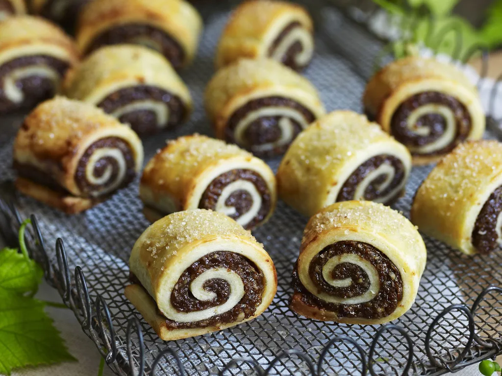 16 sweet and savoury scrolls | Women's Weekly Food