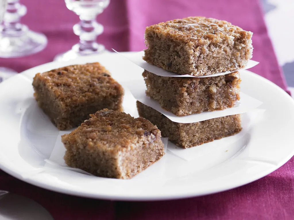 cinnamonand walnut syrup cake