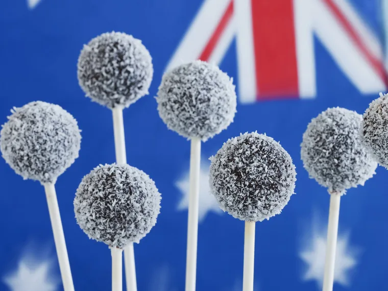 Australia Day LAMINGTON POPS