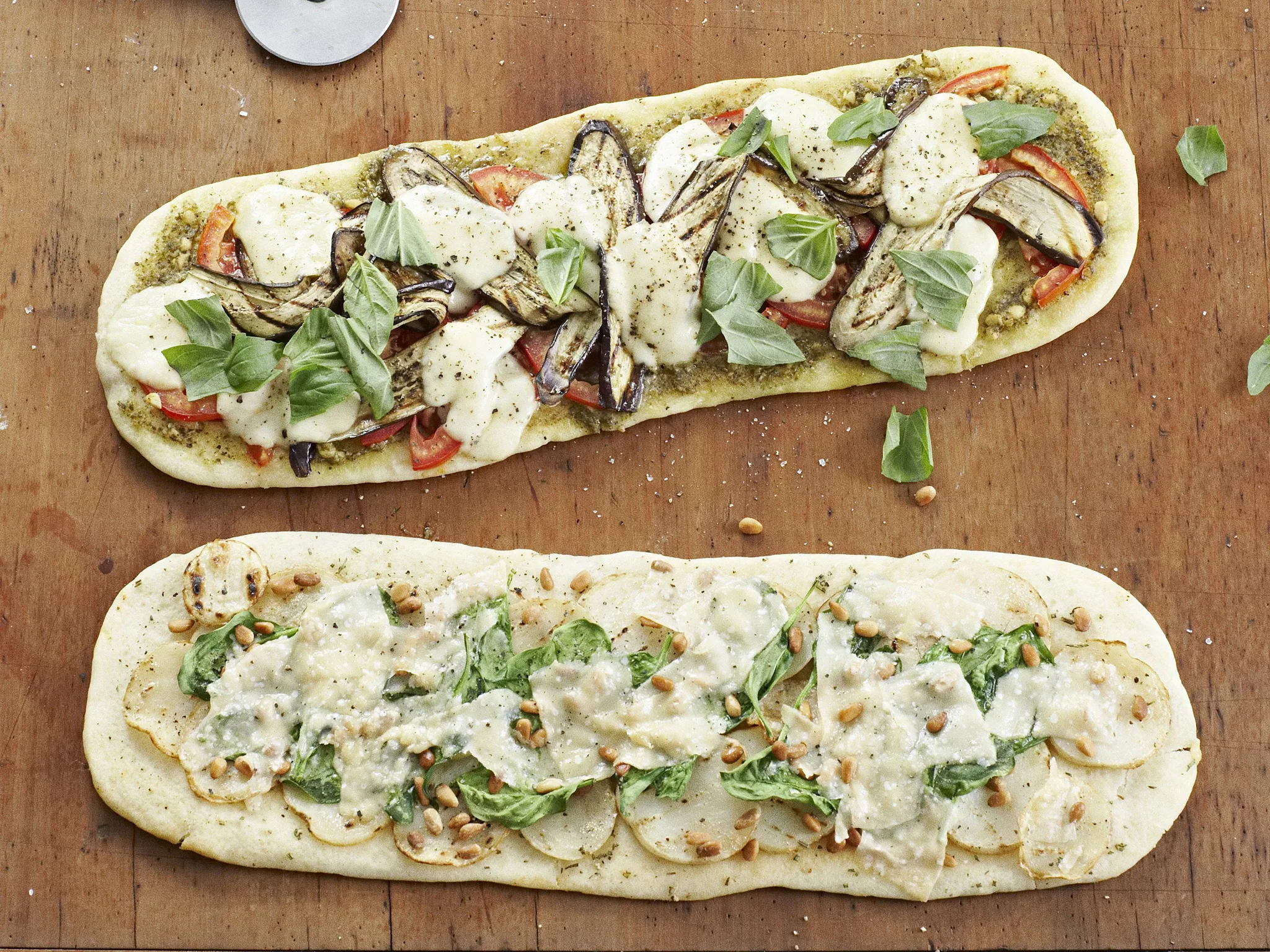 barbecued pizza trio