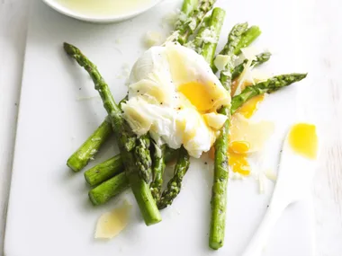 poached eggs with lemon asparagus