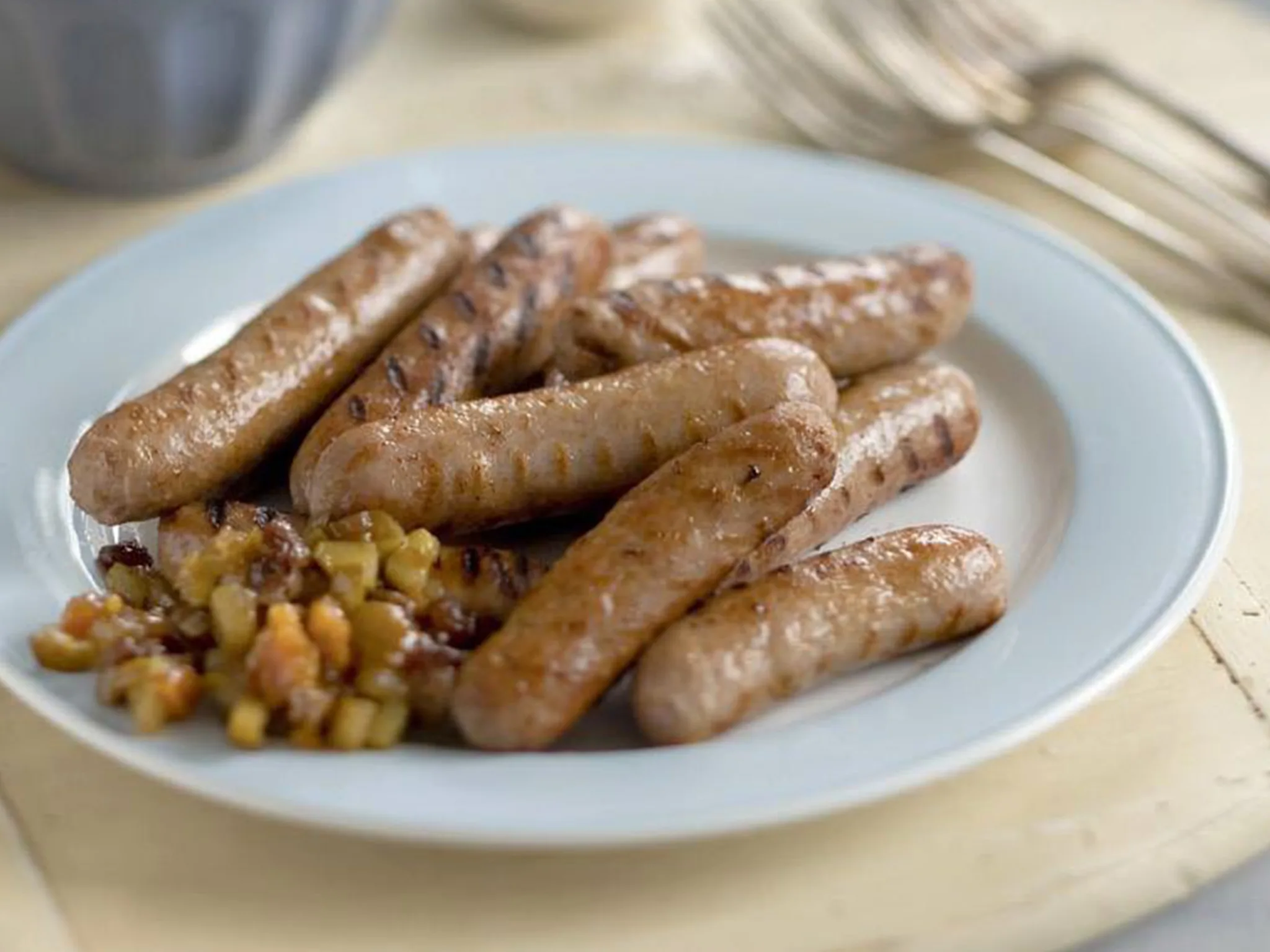 grilled pork sausages with fruit relish