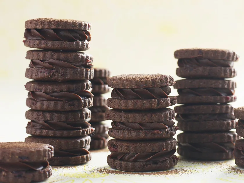 Choc-cranberry chews | Women's Weekly Food