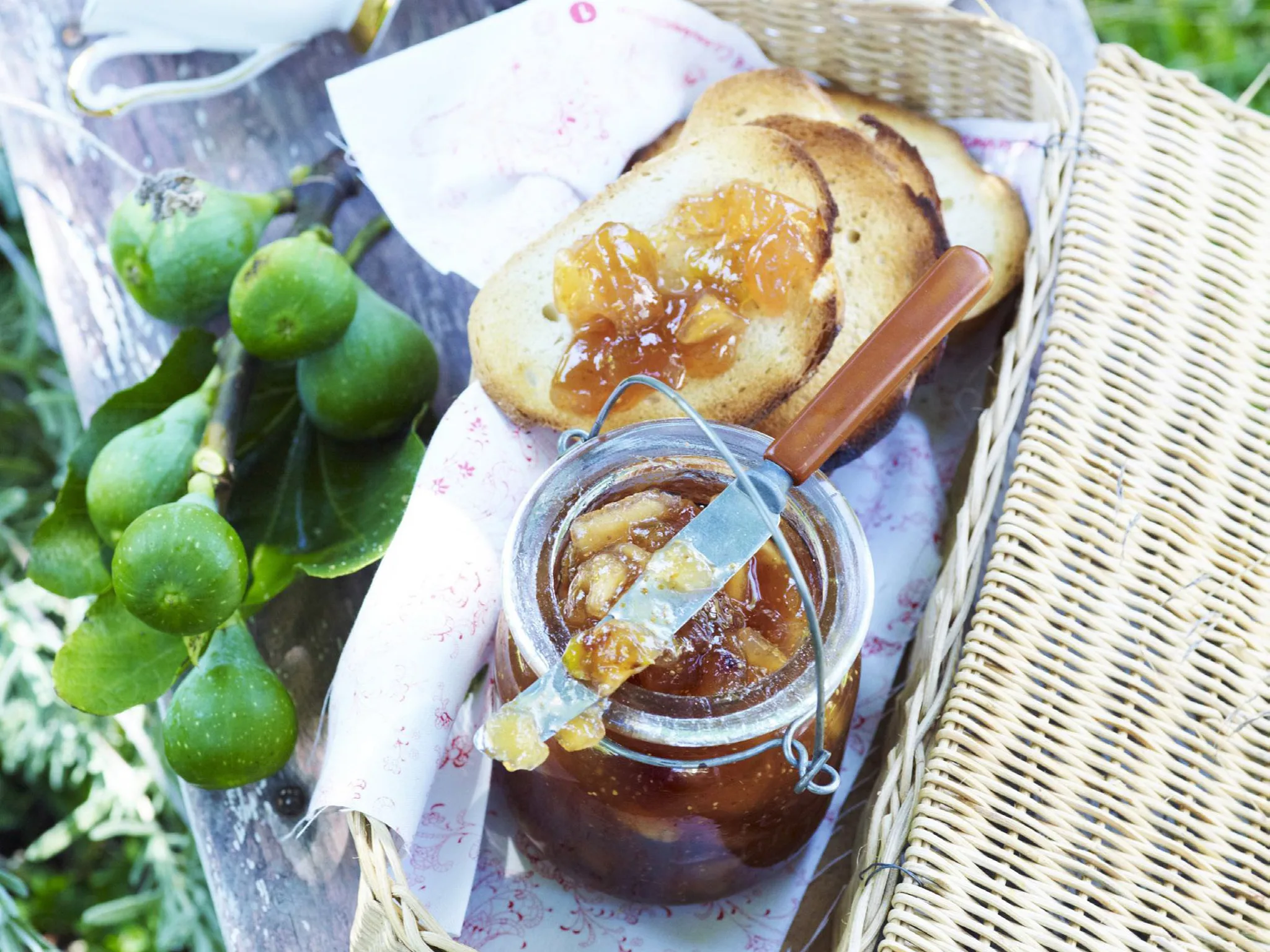 driedappleandfigjam
