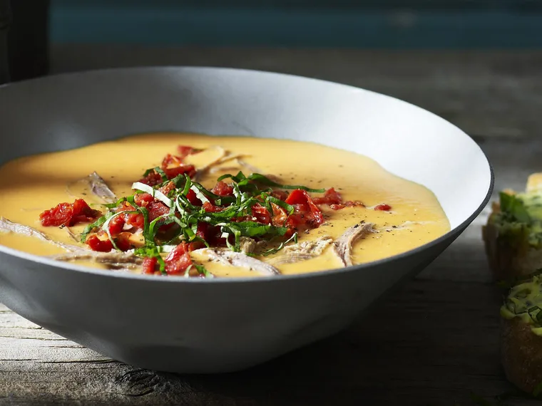 CREAMY SEMI - DRIED TOMATO & VEAL SOUP