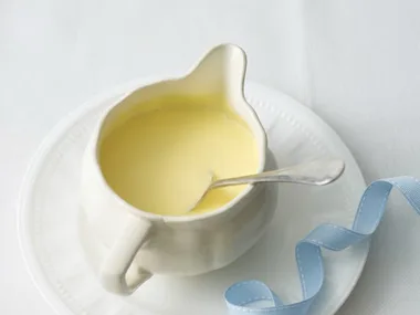 hazelnut liqueur ice-cream sauce
