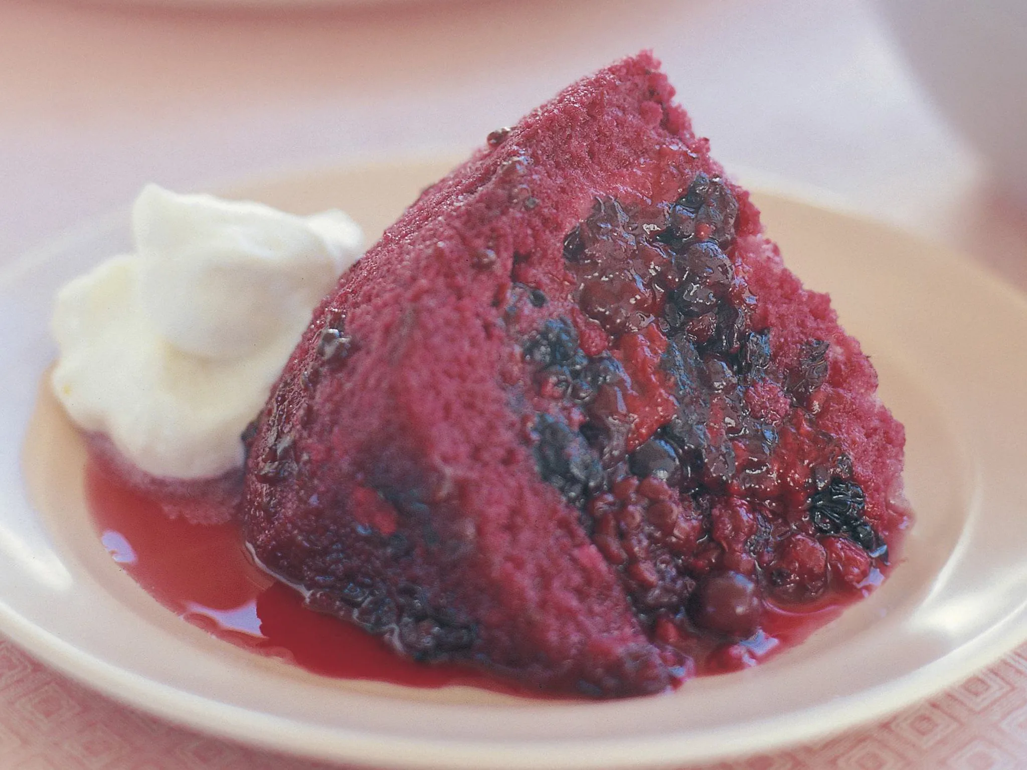 Blackberry pudding