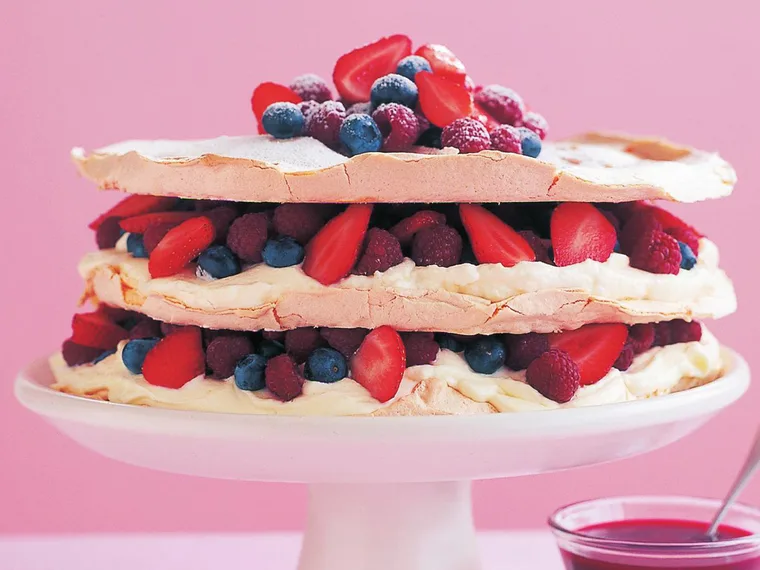 very-berry pavlova